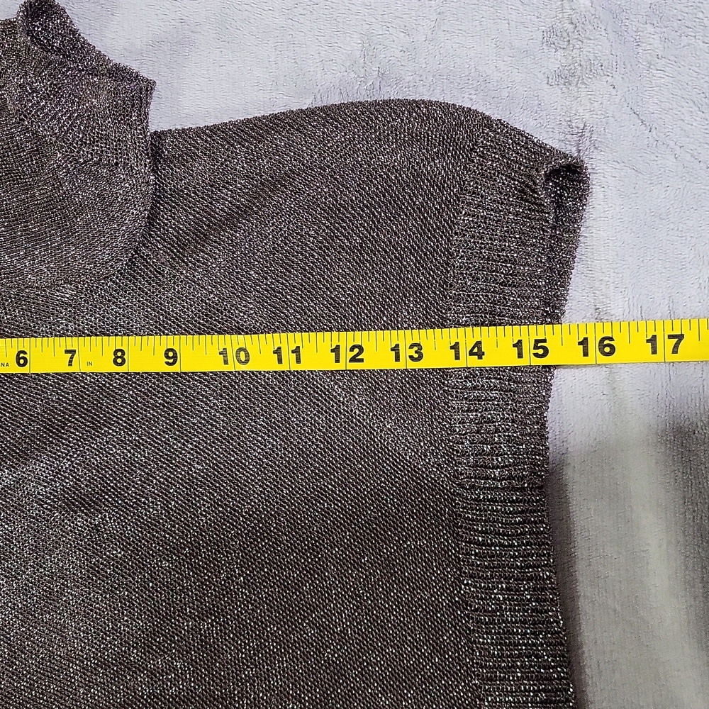 LEITH Shimmering Drapey Crop Top - Picture 5 of 6